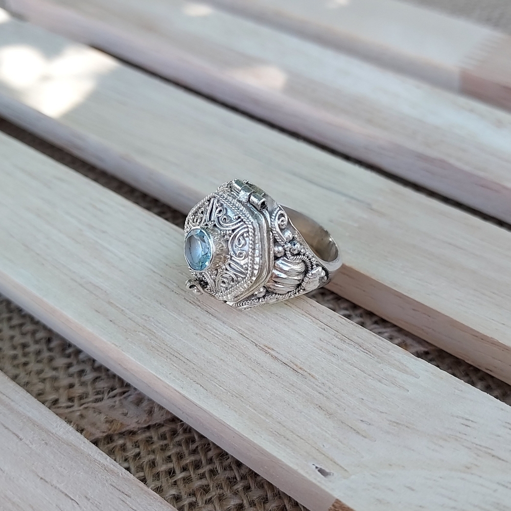 Genuine Blue Topaz Poison Ring: Made Of 925 Sterling Silver. Size 8.5